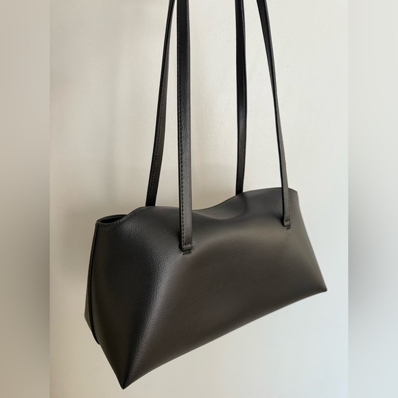 Freja New York Chrystie Black Bag - Picture 11 of 15